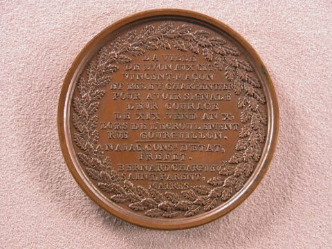 Paix générale, 18 brumaire an X (9 novembre 1801) - Ecroulement d'une maison rue Gourguillon à Lyon, 19 vendémiaire an X (10 octobre 1801)