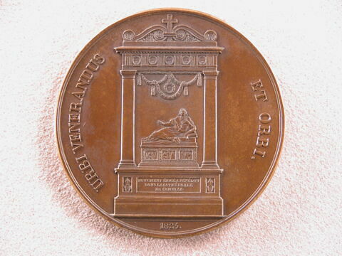 Monument érigé à Fénelon dans la cathédrale de Cambrai, 1825, image 2/2