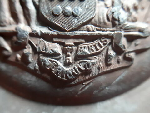 Bouton de livrée aux armes d''Emilien de Nieuwerkerke, tirage de matrice, image 3/4
