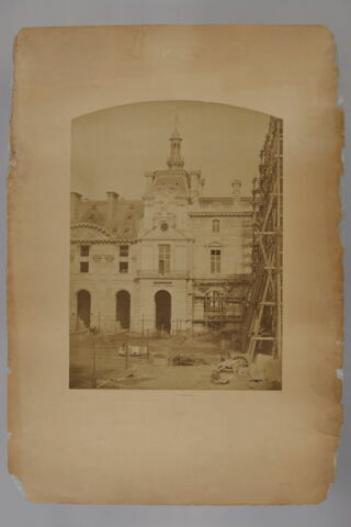 Les guichets du Louvre, image 2/2