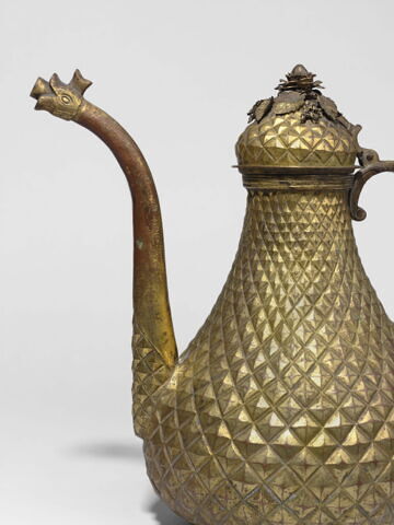 Aiguière au nom de la princesse Mihrimah Sultan (1812-1838), image 10/11