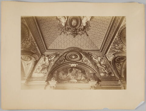 [Plafond des appartements d'été d'Anne d'Autriche (détail) : salle des Empereurs], image 2/2