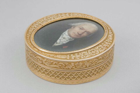 Boîte ronde avec portrait d'homme