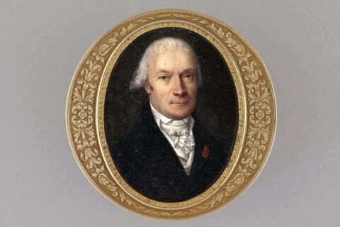 Boîte ronde avec portrait d'homme, image 5/6