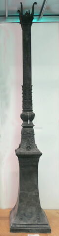 candélabre