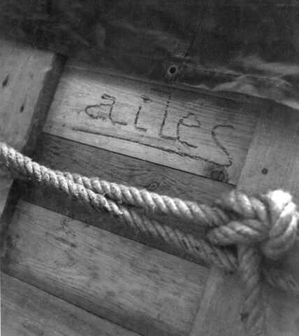 [Caisse des ailes]