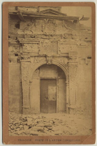 Porte de la salle du Grand Consistoire au Capitole de Toulouse, image 5/5