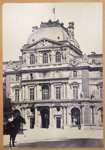 [Pavillon Sully]