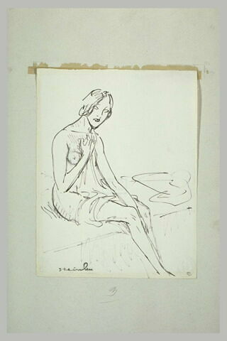 Femme assise, nue, se cachant la poitrine, image 1/1