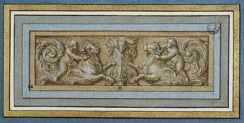 Panneau décoratif : un autel flanqué de deux putti sacrifiant des boeufs