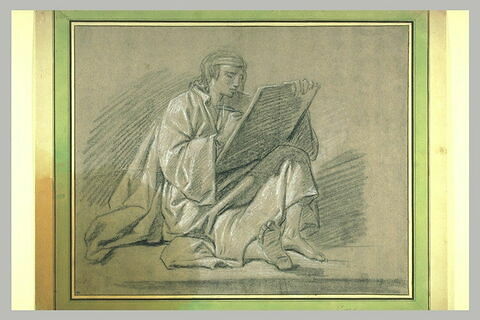 Homme drapé, assis à terre, écrivant sur une tablette, image 1/1
