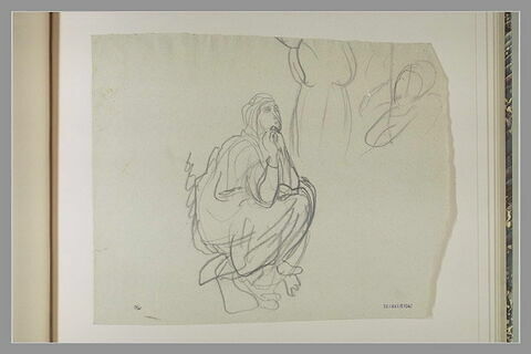 Femme assise, les mains jointes ; draperie, image 1/1