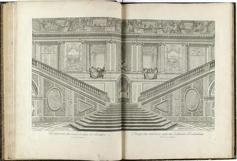 Vue intérieure du Grand Escalier de Versailles, côté opposé à l'entrée