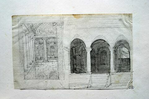 Deux vues d'architecture accolées : un bâtiment avec colonnade, à gauche, un porche surélevé à trois arcades, à droite, image 2/2