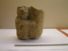 figurine ; vase plastique, image 2/2