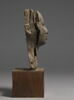 statue, image 3/6