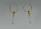 boucle d'oreille en anneau à pendentif, image 1/2