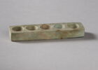 godet de scribe en barre à cupules ; pain de pigment, image 1/3