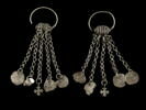 boucle d'oreille ; boucle d'oreille en anneau à pendentif, image 1/2