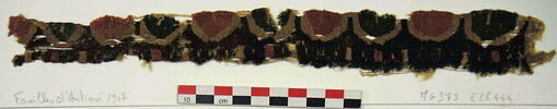 bande décorative d'habillement ; fragment, image 2/4