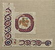 bande décorative d'habillement ; orbiculus ; fragment, image 1/2
