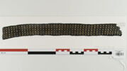 bande décorative d'habillement ; fragment, image 2/5