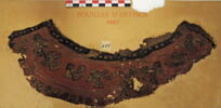 bande d'encolure ; fragment, image 2/2