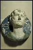 Tête d'homme de face barbu et lauré, image 3/3