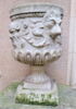 Vase à panse godronnée, orné d'un rinceau, de deux mufles de lion et de deux masques de satyre, image 5/5