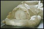 Charles V roi de France (+ 1380) tenant le sac contenant ses entrailles, image 5/14