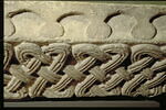 Fragment de tailloir à décor d'entrelacs, image 2/3