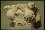 Fragment de chapiteau décoré de feuillages et de quatre figures de harpies, image 8/12
