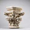 Chapiteau décoré de feuilles de lierre, image 4/11