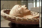 Masque funéraire de femme, image 4/5