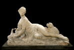 Jeune femme à demi couchée accompagnée d'un chien et de deux colombes, image 7/8