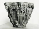 Prince triomphant accueilli par une femme à l'entrée d'une ville, image 12/13