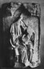 La Vierge assise et l'Enfant présentés sous un dais, image 4/4