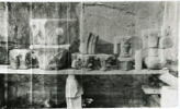Deux chapiteaux à feuillages, engagés et juxtaposés, image 6/7