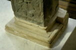 Base moulurée, image 2/2