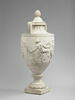 Vase à décor d'une ronde de satyres et de satyresses avec les accessoires du thiase bachique, image 4/4