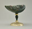 Coupe en forme de coquille, image 1/3