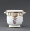 Seau à demi-bouteille ordinaire d'un service offert par Louis XV à Marie-Caroline de Naples (Charlotte-Louise), image 6/12