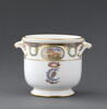 Seau à demi-bouteille ordinaire d'un service offert par Louis XV à Marie-Caroline de Naples (Charlotte-Louise), image 7/12