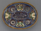 Plat ovale : quatre cavités rondes et une cavité centrale ovale, image 1/4