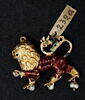 Lion en ronde bosse, or émaillé et perle, image 1/2