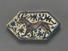 Carreau hexagonal : chien avec un collier, image 1/3
