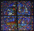 Vitrail, médaillon supérieur : scènes de l'histoire de saint Nicaise avec martyre de sainte Eutropie, départ des soldats vandales, veillée des corps des deux saints, image 2/6