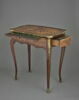 Petite table à écrire, image 1/7