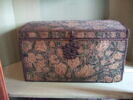 Coffre couvert en tapisserie au petit point, image 10/12