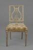 Chaise de bois à décor de lyre découpée à jour, image 1/5